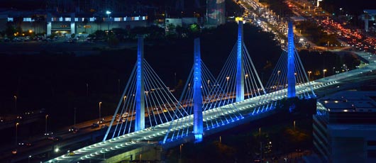 Prefeitura inaugura ponte estaiada na Barra da Tijuca